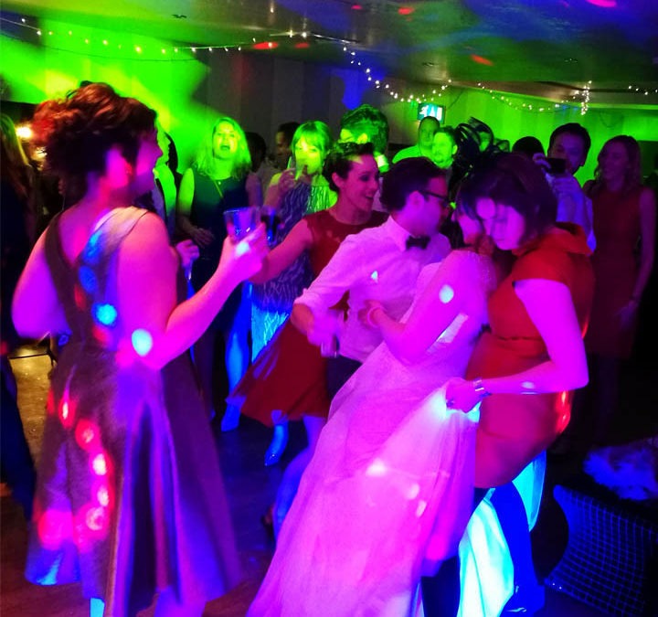 Wedding DJ & Mobile Disco In Salisbury, Wiltshire - Party Dexx