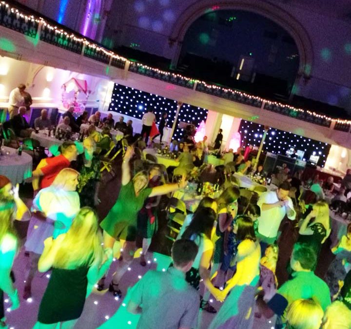 Wedding DJ & Mobile Disco In Salisbury, Wiltshire - Party Dexx